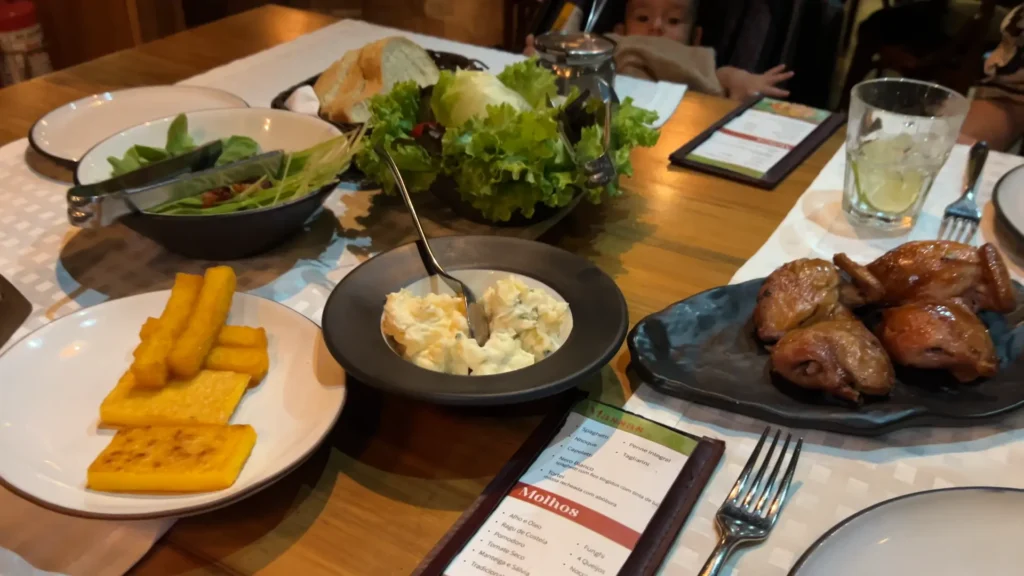 Rodízio de galeto e massas no restaurante Di Paolo em Curitiba