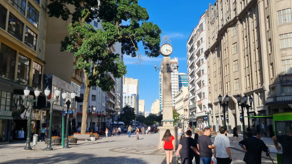 centro de curitiba vista urbana