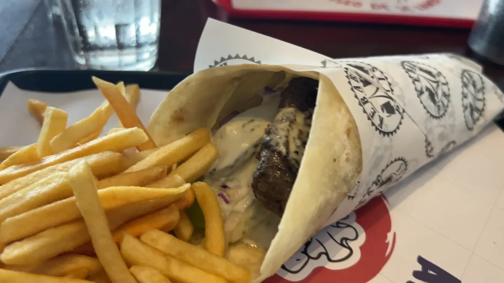 Kebab servido no Kebab Paris