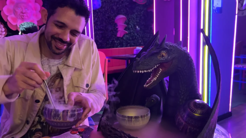 Pratos criativos em bar temático em São Paulo