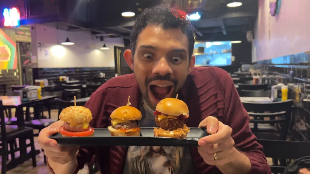 Rodízio de mini hambúrguer no Mais Burguinho