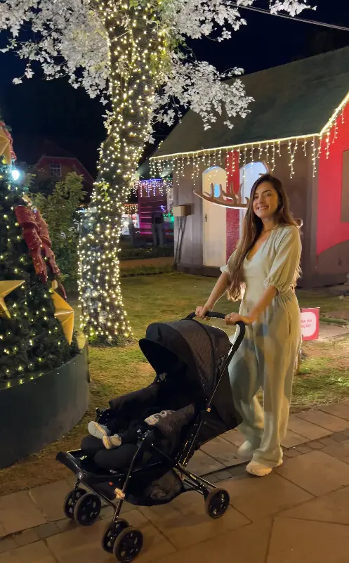 Centro de Gramado decorado durante o Natal Luz