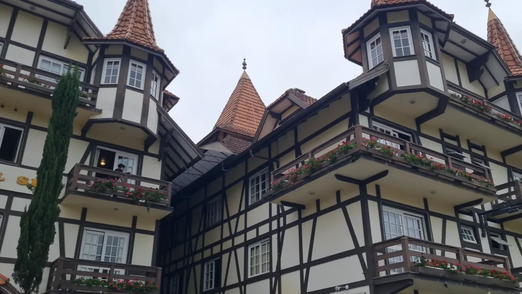 Hotel próximo ao centro de Gramado