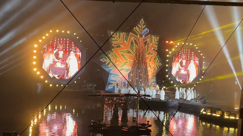 Espetáculo Nativitaten acontecendo no lago durante o Natal Luz em Gramado.