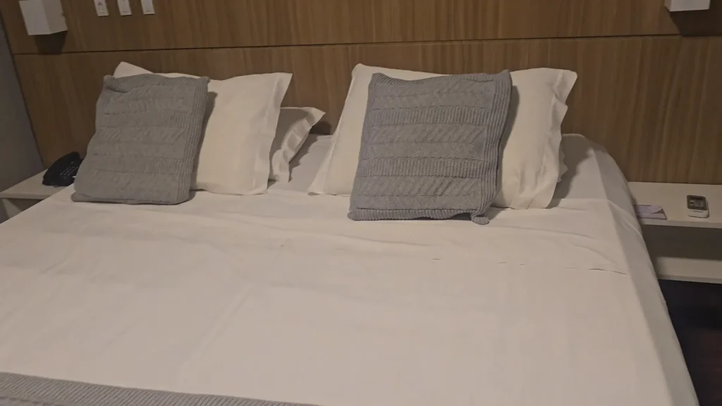 Cama do Hotel Valerim